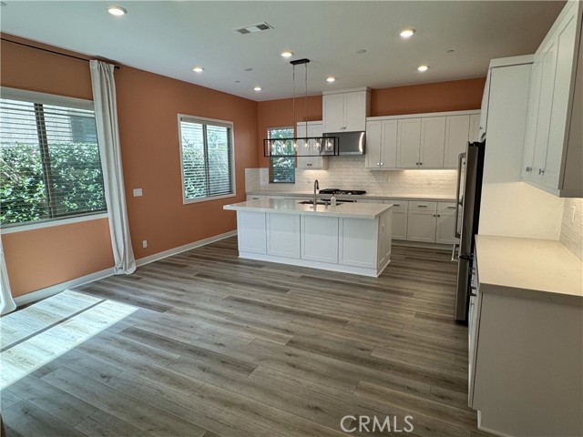 Detail Gallery Image 3 of 35 For 135 Denali, Lake Forest,  CA 92630 - 3 Beds | 3/1 Baths