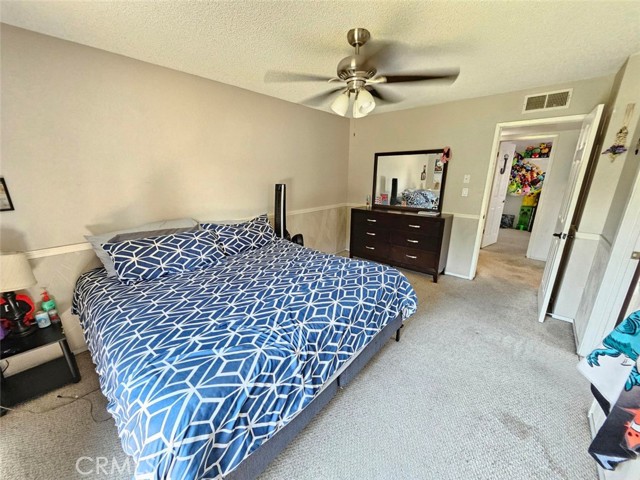 5894 E Madison Avenue, Fresno CA: https://media.crmls.org/medias/1bd3069c-c715-43ce-8acb-67c1eabdf14c.jpg