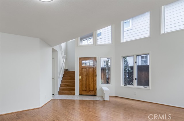 Detail Gallery Image 5 of 28 For 2853 Ashley Dr, Pasadena,  CA 91107 - 3 Beds | 3 Baths