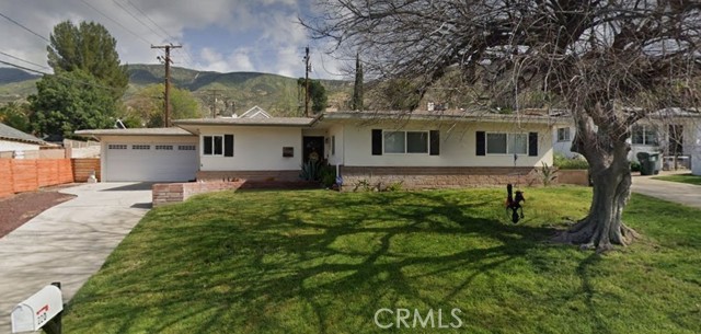 220 E 52nd St, San Bernardino, CA 92404