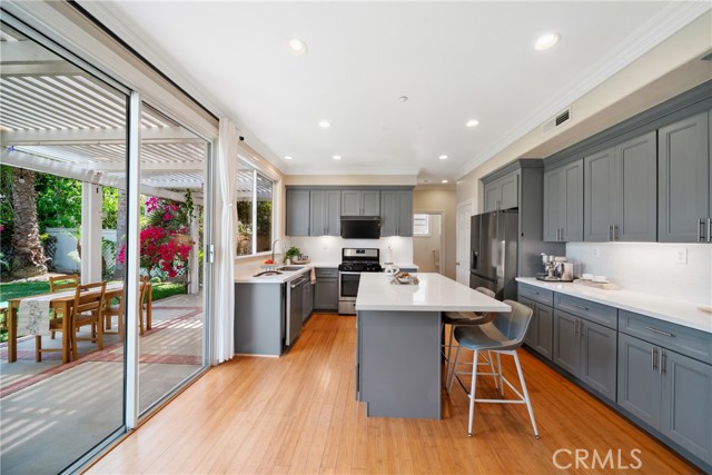 2 Corte Arbertura, San Clemente CA: https://media.crmls.org/medias/1bd376e7-355d-4e37-a7b8-123b613fd06a.jpg