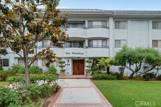 Detail Gallery Image 1 of 7 For 972 E California Bld #309,  Pasadena,  CA 91106 - 2 Beds | 2 Baths