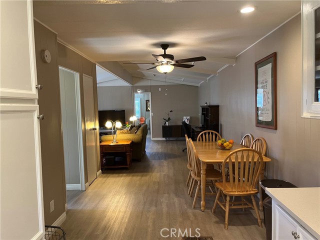 Detail Gallery Image 10 of 16 For 751 Village Lake, Brea,  CA 92821 - 1 Beds | 1 Baths