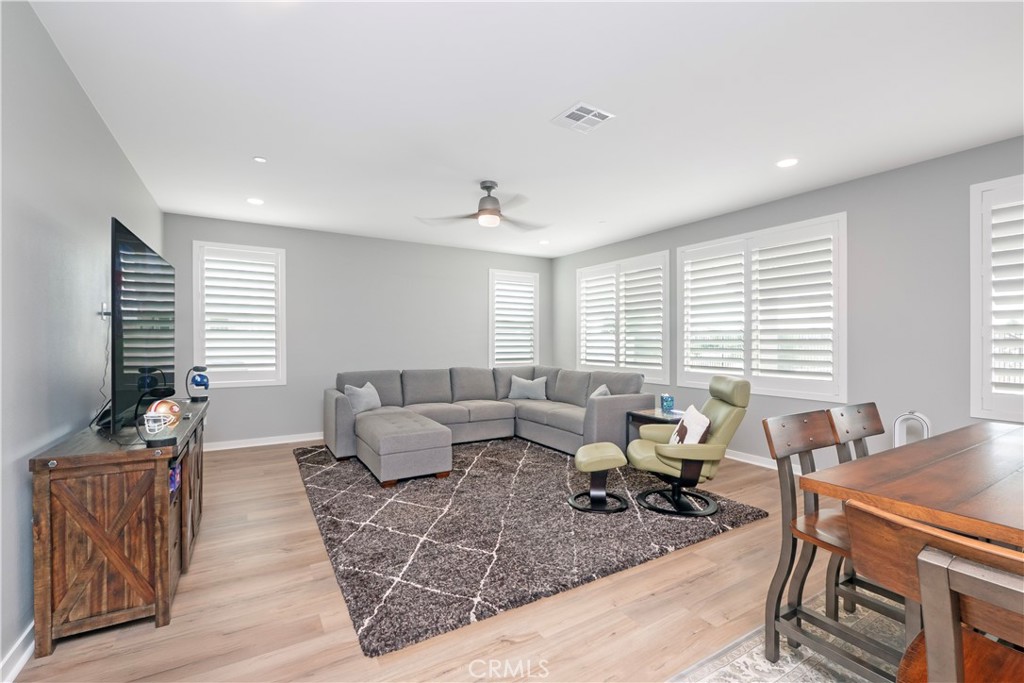 MLS #CV25219120 image #13