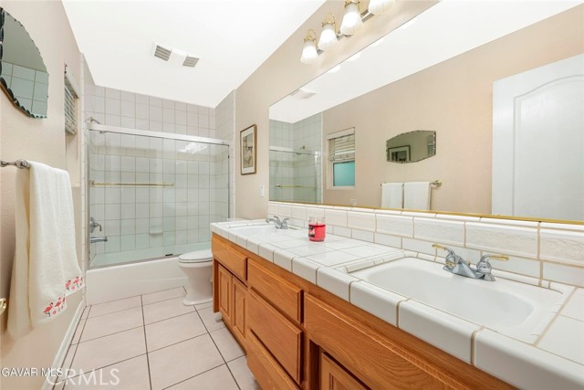 40505 90th W Street, Palmdale CA: https://media.crmls.org/medias/1bd4bebc-005e-433c-a268-7dff9d0475d7.jpg