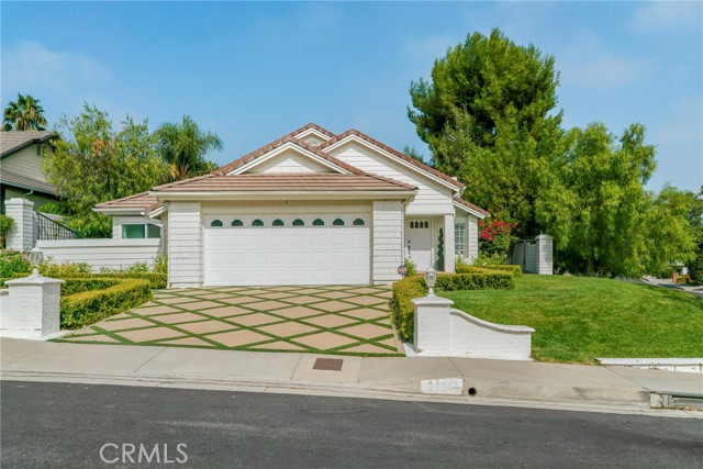 Detail Gallery Image 2 of 40 For 24001 Arminta St, West Hills,  CA 91304 - 3 Beds | 2 Baths