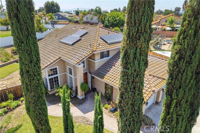 25444 Clover Glen Circle, Murrieta CA: https://media.crmls.org/medias/1bd695c3-b74e-4642-a78e-ce9f2b0b11c6.jpg