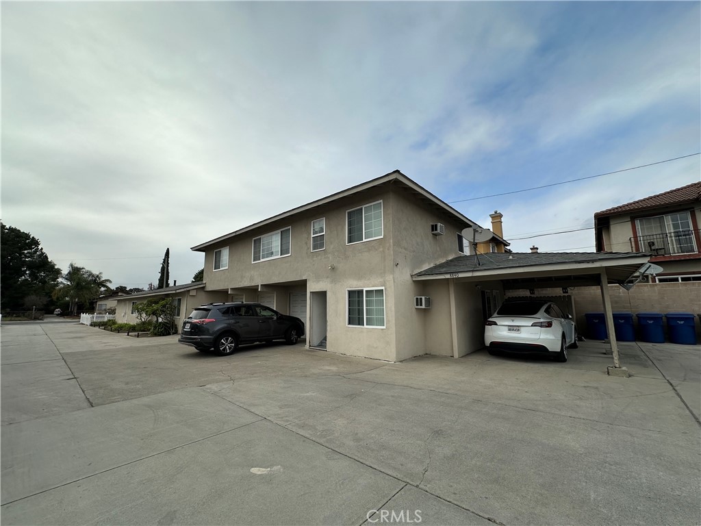 8840 La Salle