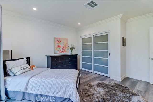 Detail Gallery Image 44 of 73 For 223 N. St. Andrews, Los Angeles,  CA 90004 - 7 Beds | 6/1 Baths