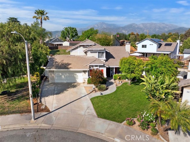 Detail Gallery Image 3 of 65 For 12427 Stardell Ln, Yucaipa,  CA 92399 - 4 Beds | 2/1 Baths