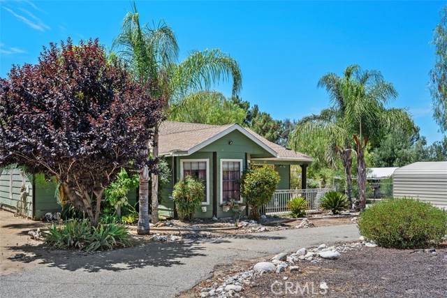 Detail Gallery Image 2 of 46 For 28447 Moreland Rd, Menifee,  CA 92585 - 3 Beds | 2 Baths