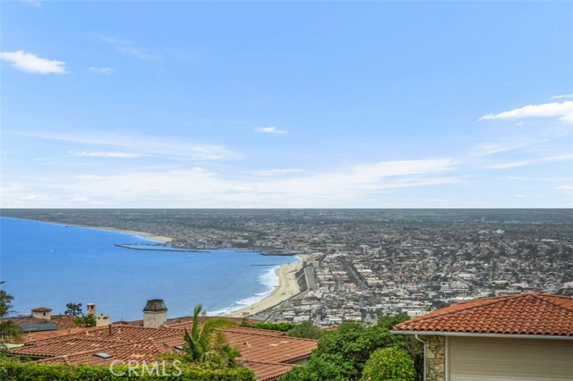 953 Via Del Monte, Palos Verdes Estates CA: https://media.crmls.org/medias/1bd8f12c-ef2a-485c-90cd-2e20b3e4bcff.jpg