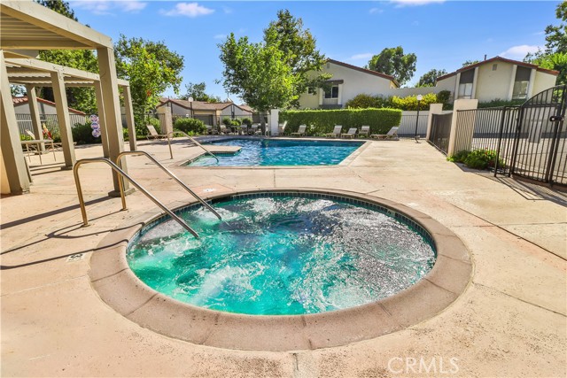 Detail Gallery Image 38 of 38 For 19501 Rinaldi St #73,  Porter Ranch,  CA 91326 - 3 Beds | 2/1 Baths