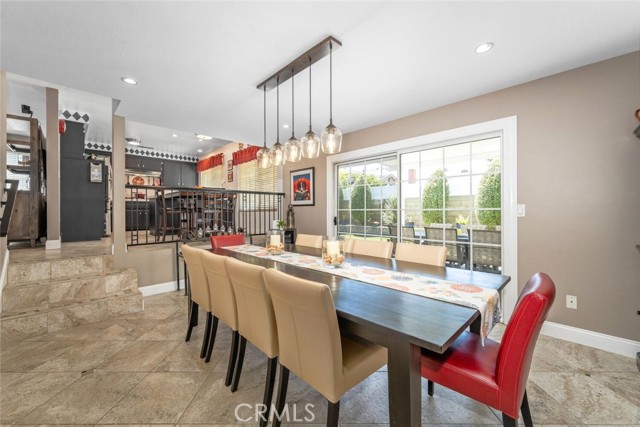 6786 Molokai Drive, Cypress CA: https://media.crmls.org/medias/1bd9d238-3907-4042-bc96-f19aae5e4ac8.jpg