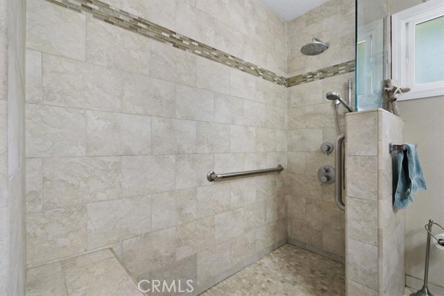 315 Hobbs Lane, Santa Maria CA: https://media.crmls.org/medias/1bda70c8-481e-456e-998f-14b8f82a47ac.jpg