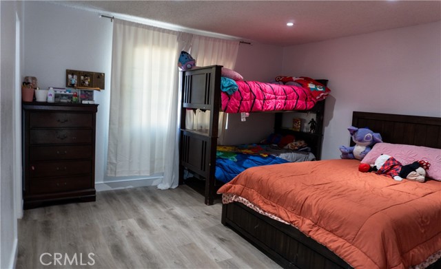 Detail Gallery Image 8 of 13 For 14802 Newport Ave 2b,  Tustin,  CA 92780 - 2 Beds | 2 Baths