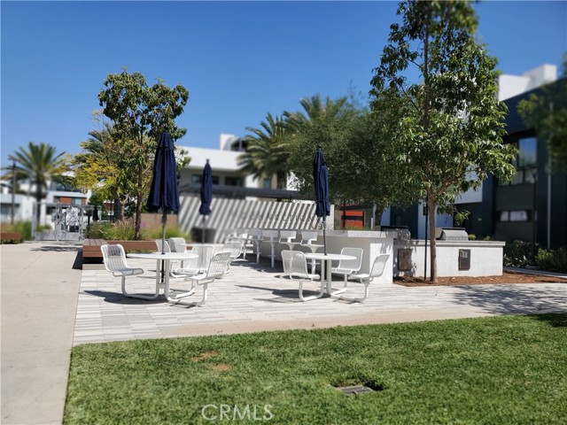 Detail Gallery Image 19 of 20 For 430 Transport, Tustin,  CA 92782 - 4 Beds | 3/1 Baths