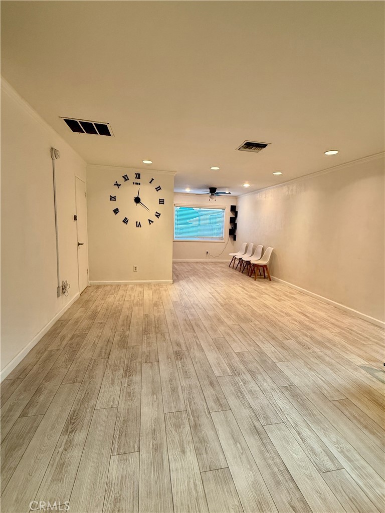 20146 Cohasset Street #15