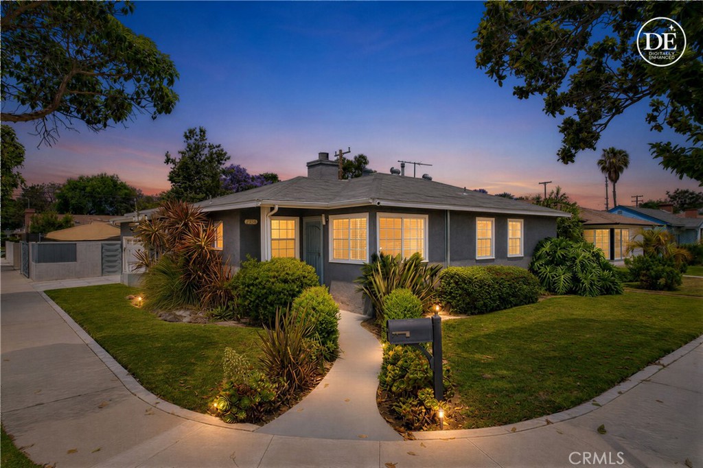 2905 Magnolia