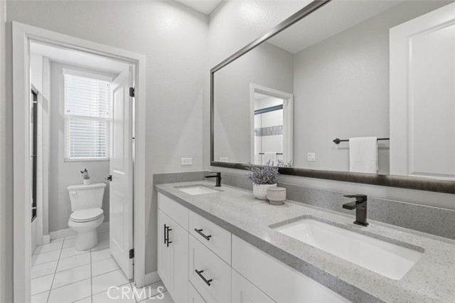 Detail Gallery Image 41 of 59 For 2144 Swallowtail Walk, Gardena,  CA 90249 - 4 Beds | 2/2 Baths