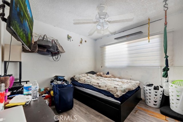 435 Leverett Avenue, La Puente CA: https://media.crmls.org/medias/1bdda711-3bc2-4098-892d-e4ee2b34acaa.jpg