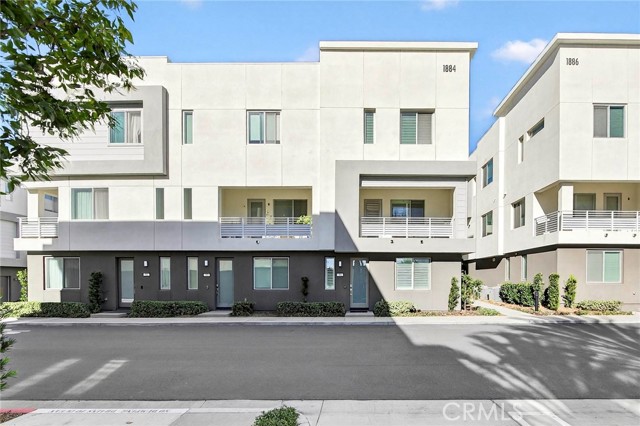 Front Image Thumbnail for CRPW25271055