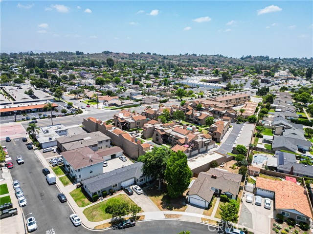 3069 Brea Boulevard, Fullerton CA: https://media.crmls.org/medias/1bdef250-bcf7-4cbf-aec7-0d042dcd3617.jpg