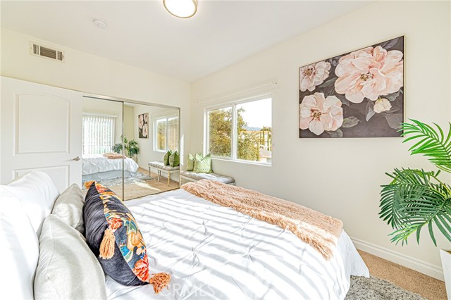 Detail Gallery Image 23 of 37 For 6939 Greeley St #112,  Tujunga,  CA 91042 - 3 Beds | 2/1 Baths