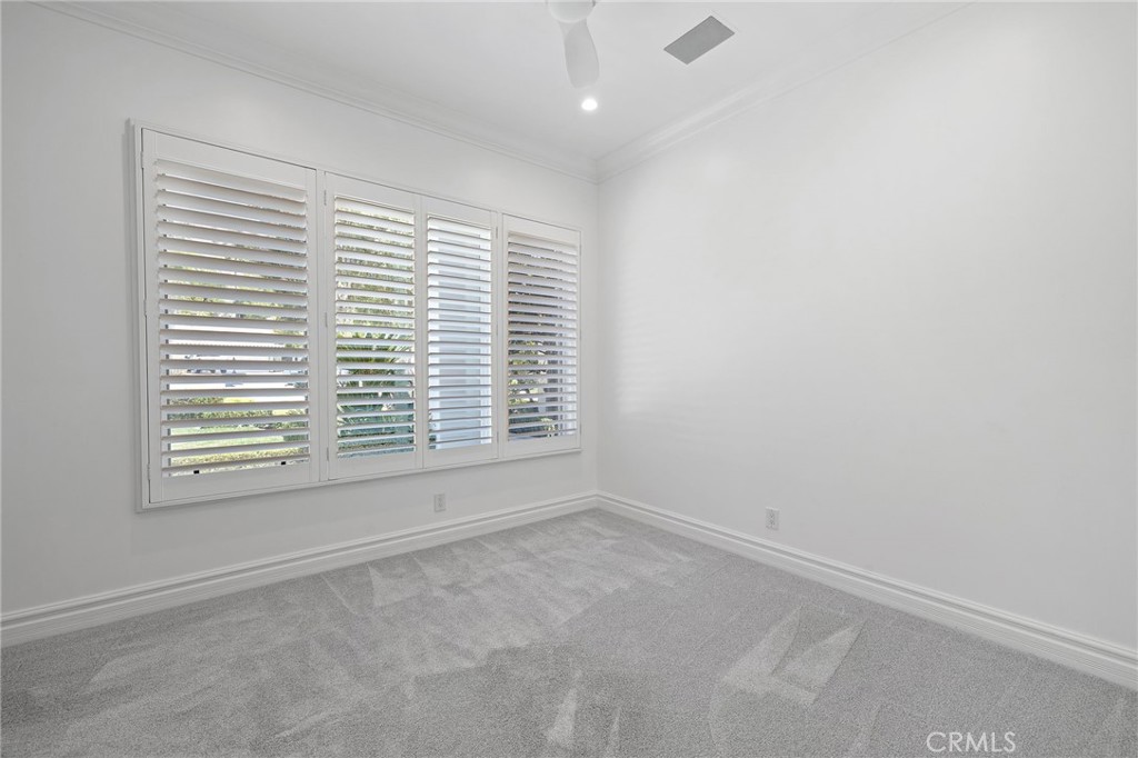 1bdf6111 53f7 465a B5d1 C253d4c2d394