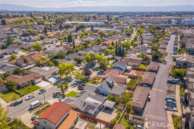 2683 E Trimble Road, San Jose CA: https://media.crmls.org/medias/1bdf87fa-7ee5-41b9-8459-0a6e370bc61e.jpg