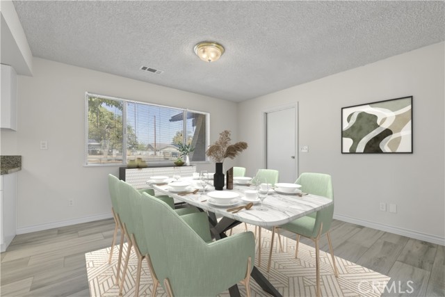 Detail Gallery Image 8 of 30 For 18021 Birch St, Hesperia,  CA 92345 - 3 Beds | 2 Baths