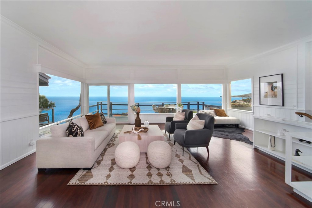 2621 Victoria Drive