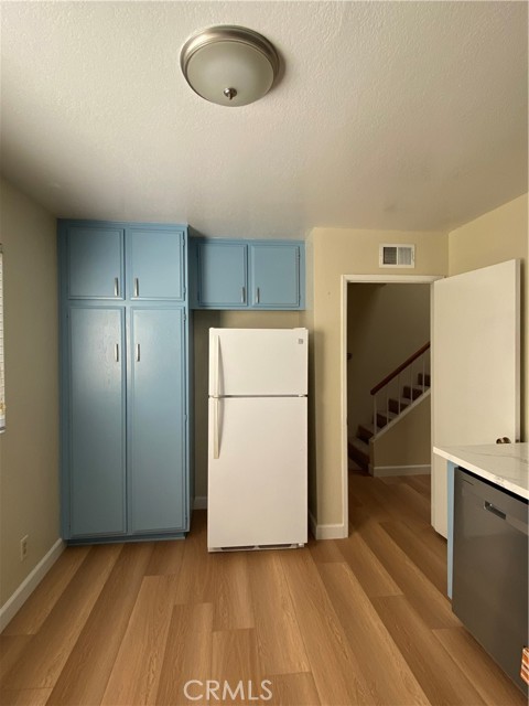 Detail Gallery Image 15 of 24 For 427 E. Mission Rd #44,  Alhambra,  CA 91801 - 2 Beds | 2/1 Baths