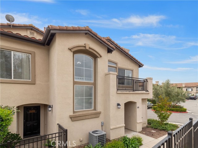 Detail Gallery Image 3 of 26 For 42 Veneto Ln, Aliso Viejo,  CA 92656 - 2 Beds | 2 Baths