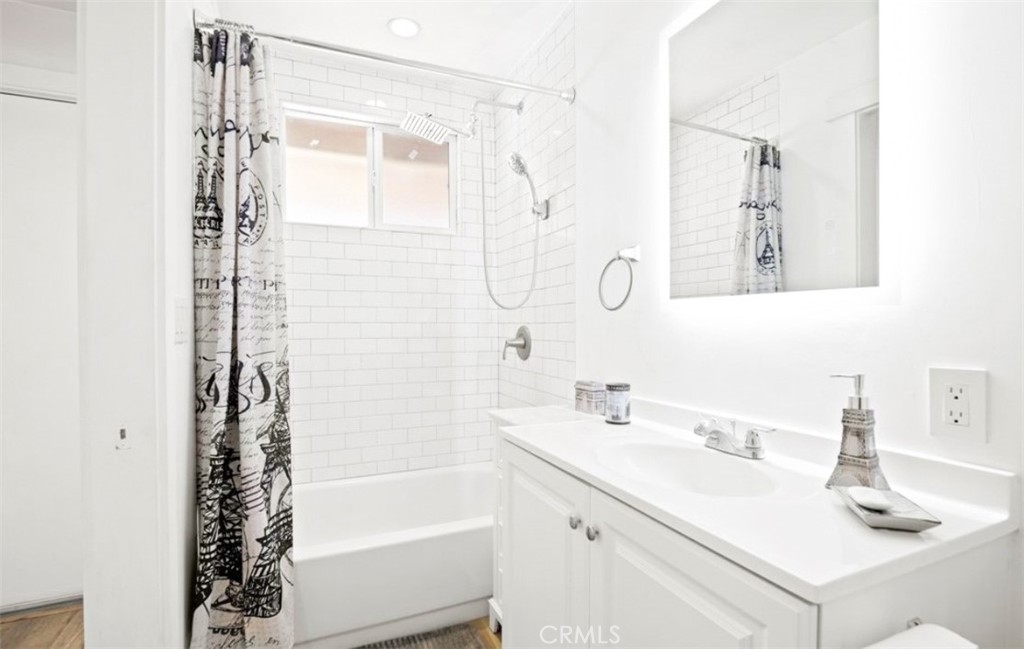 MLS #SR25278852 image #4