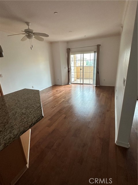 21345 Hawthorne Boulevard, Torrance CA: https://media.crmls.org/medias/1be199b4-b7cc-4eca-9708-7a8e57fba646.jpg