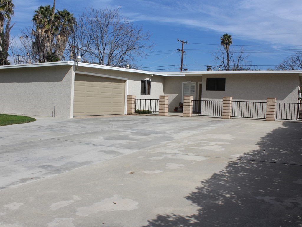 4355 Canterbury Rd, Riverside, CA 92504