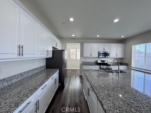 Detail Gallery Image 21 of 75 For 30197 Slate St, Murrieta,  CA 92563 - 5 Beds | 3 Baths