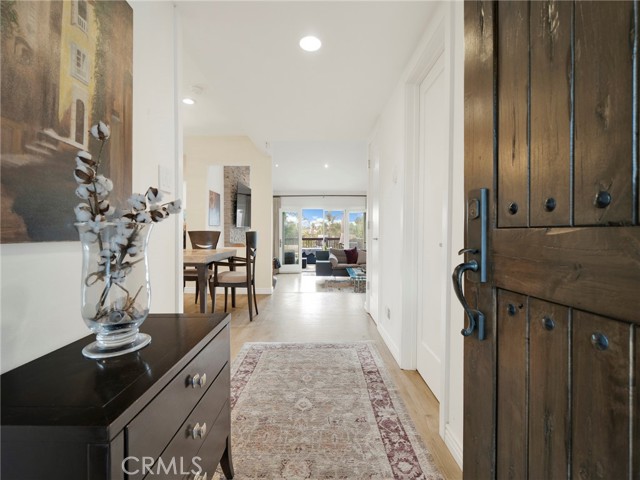 Detail Gallery Image 2 of 27 For 10335 Orton Ave, Los Angeles,  CA 90064 - 3 Beds | 2/1 Baths