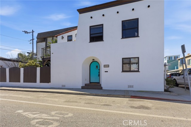 Detail Gallery Image 2 of 42 For 6600 E Ocean, Long Beach,  CA 90803 - 3 Beds | 3/1 Baths