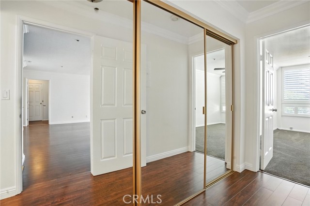 121 S Hope Street, Los Angeles CA: https://media.crmls.org/medias/1be61a0c-aa5e-4509-8619-76ab10ce8d28.jpg