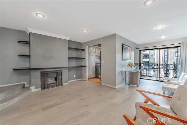 Detail Gallery Image 6 of 22 For 1355 N Sierra Bonita Ave #307,  West Hollywood,  CA 90046 - 1 Beds | 1 Baths