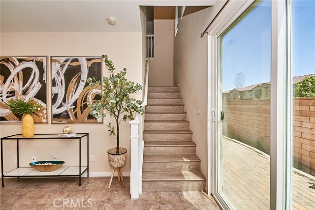 Detail Gallery Image 10 of 45 For 2910 E via Terrano, Ontario,  CA 91764 - 3 Beds | 2/1 Baths
