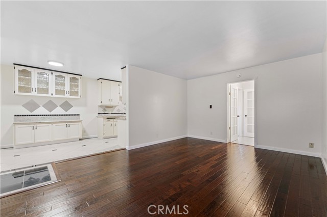 Detail Gallery Image 10 of 24 For 120 Alamitos Ave #17,  Long Beach,  CA 90802 - 1 Beds | 1 Baths