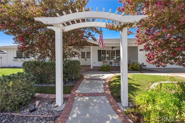 Detail Gallery Image 1 of 1 For 4701 Valencia Ave, Yorba Linda,  CA 92886 - 3 Beds | 2/1 Baths