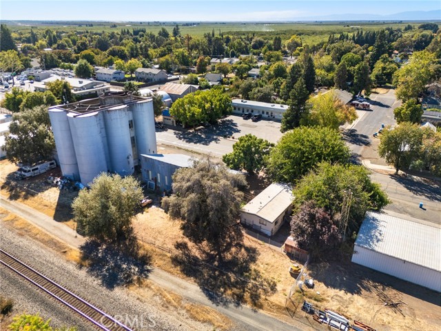 Detail Gallery Image 7 of 13 For 9344 Midway, Durham,  CA 95928 - 4 Beds | 5/2 Baths