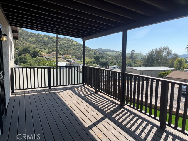 9335 Chimney Rock Lane, El Cajon CA: https://media.crmls.org/medias/1be8ed77-dc3b-43ae-bbf7-00d9cc62fd3a.jpg