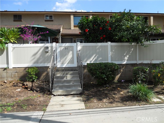 Detail Gallery Image 3 of 55 For 750 E 5th St #51,  Azusa,  CA 91702 - 3 Beds | 3 Baths