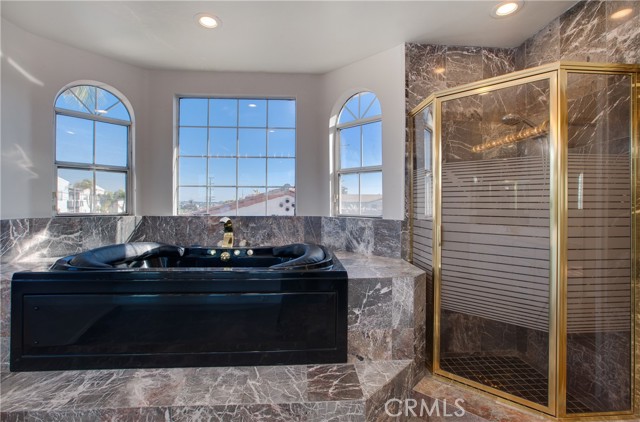 Detail Gallery Image 35 of 39 For 3667 Sawtelle Bld, Los Angeles,  CA 90066 - 5 Beds | 3/1 Baths