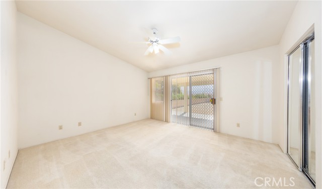 Detail Gallery Image 13 of 27 For 1983 Tamarack Ln, Hemet,  CA 92545 - 3 Beds | 2 Baths